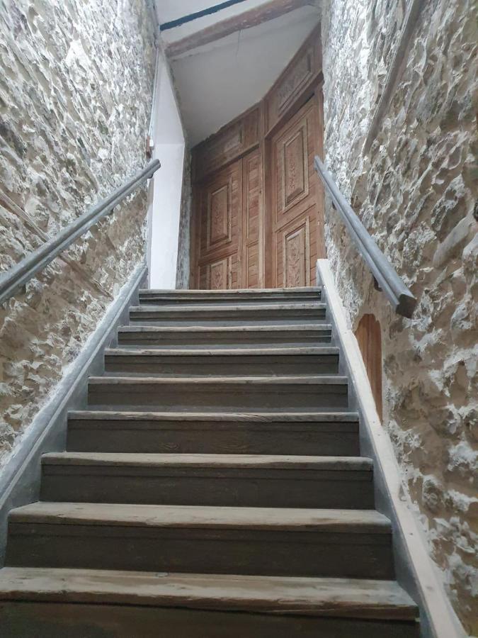 Santa Room-Old Bazaar Center-Gjirokaster Gjirokastër Exterior foto