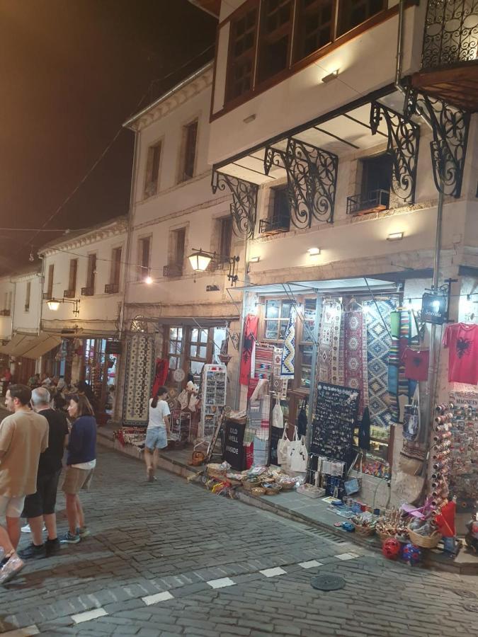 Santa Room-Old Bazaar Center-Gjirokaster Gjirokastër Exterior foto